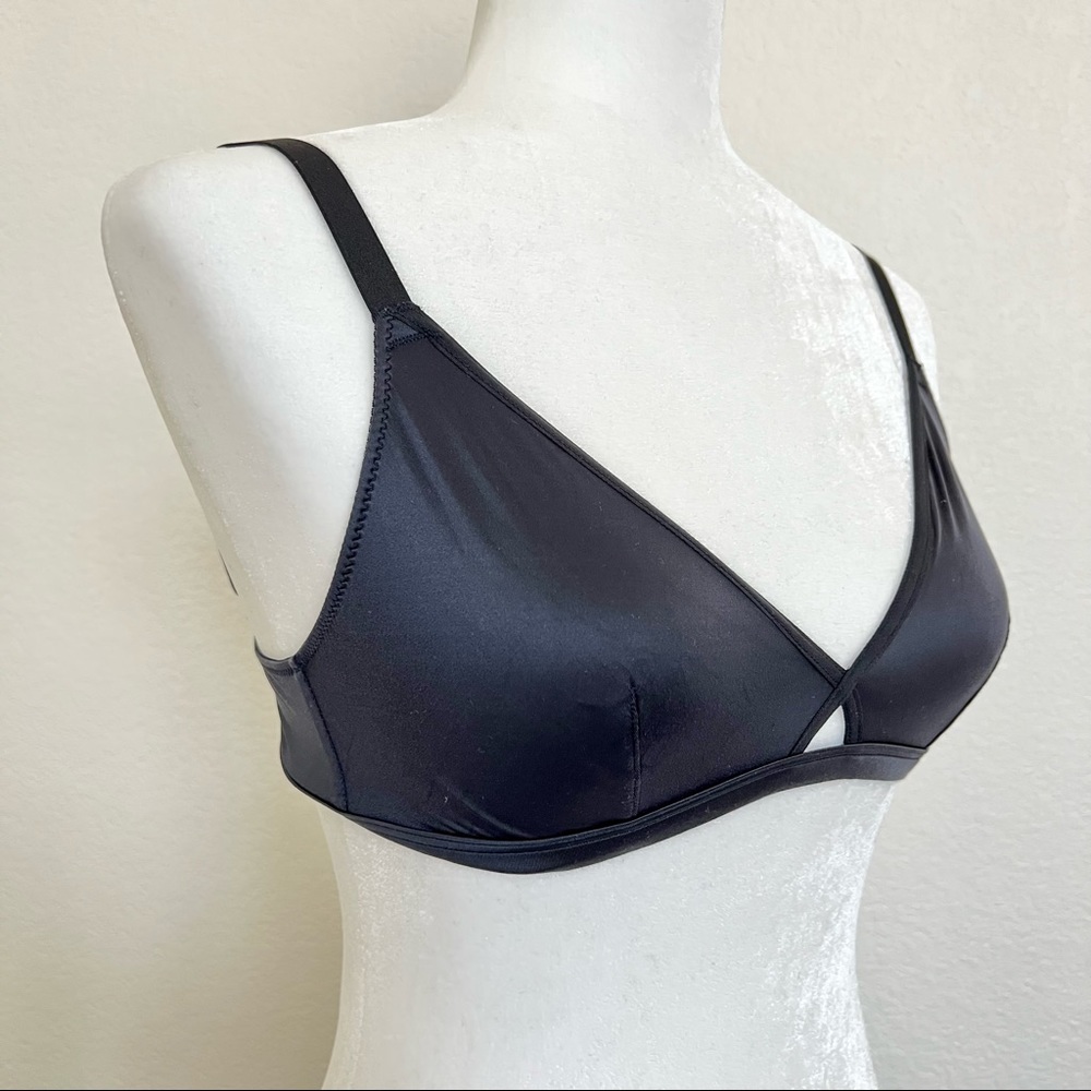 Victoria’s Secret bralette